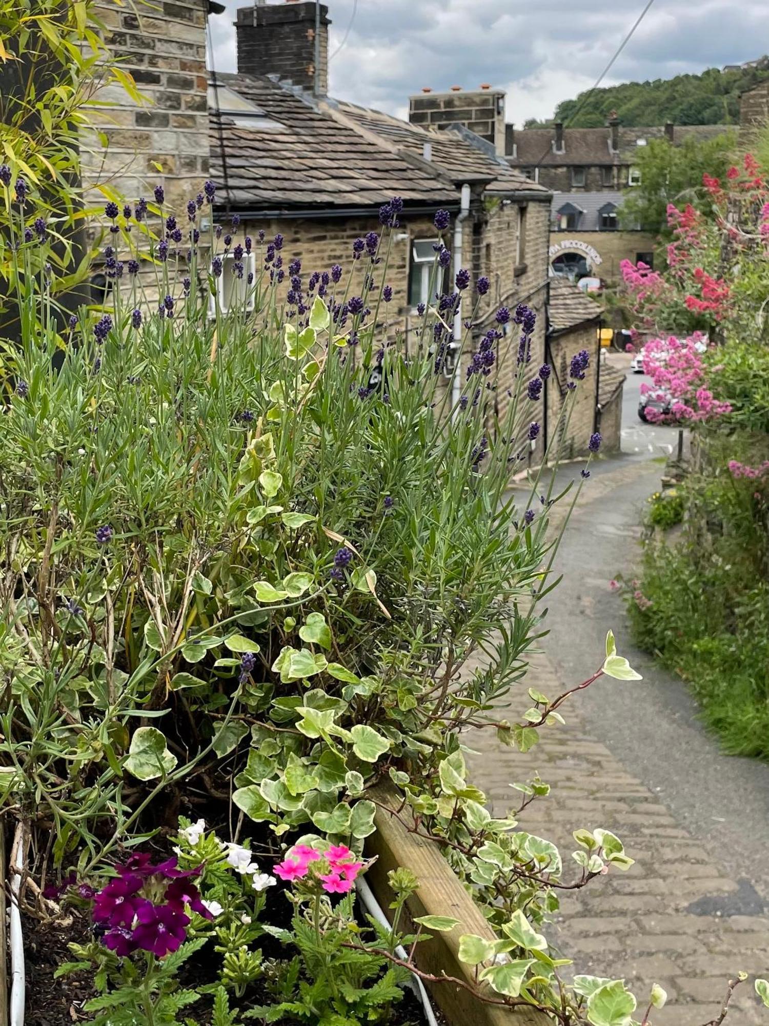 The Therapy Rooms Holmfirth Holiday Let Экстерьер фото